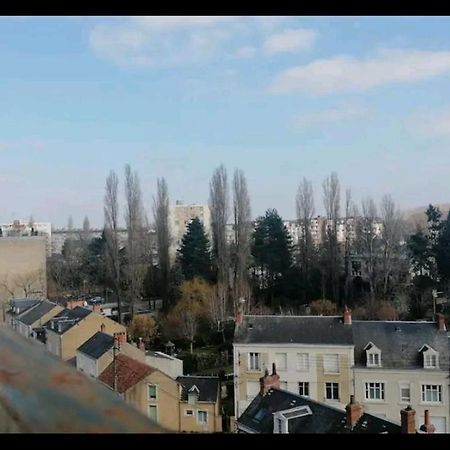 Un Temps Pour Soi Apartment Châteauroux Exterior photo